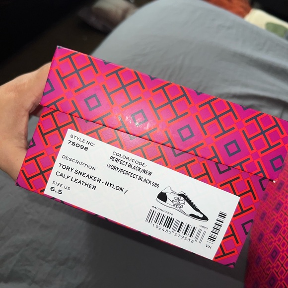 Tory Burch Sneaker - Picture 5 of 6